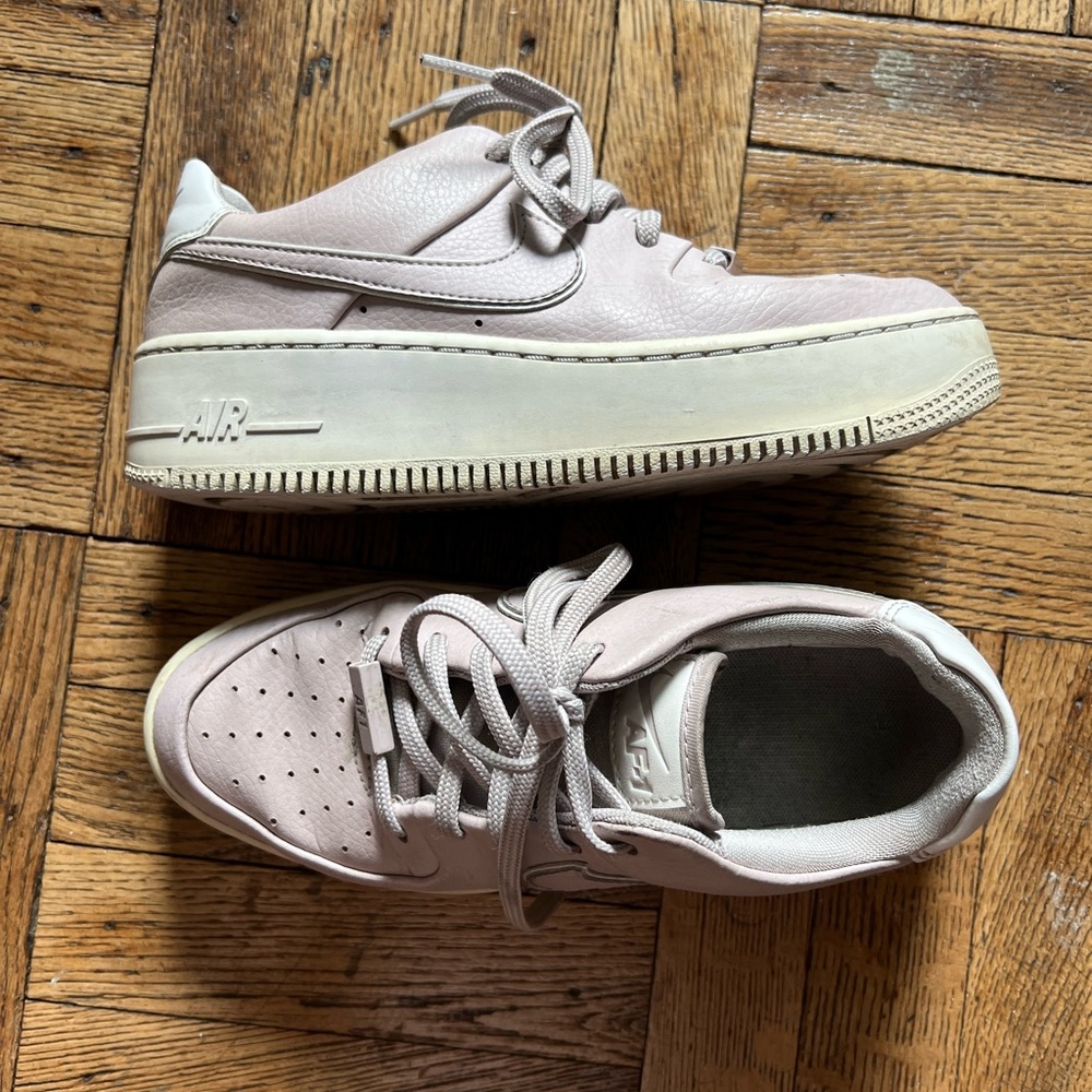 Size US 6.5 - Nike Air Force 1 Platinum Violet CJ1642-002